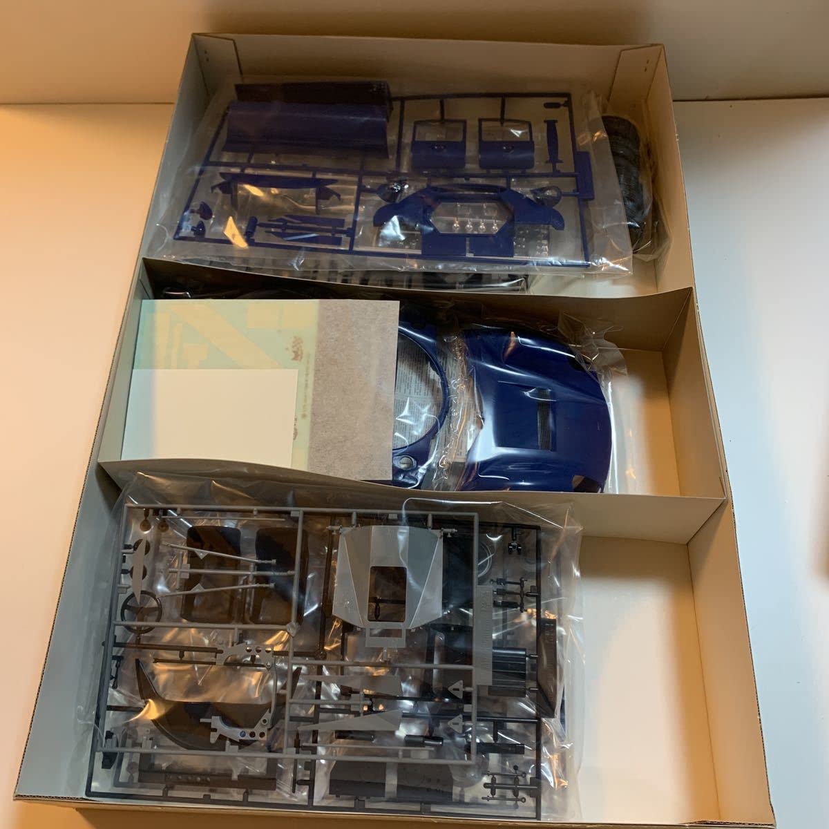 Amazon.co.jp: レア希少 LOLA T-7 MkⅢ ローラ T-70 マークⅢ 1/12